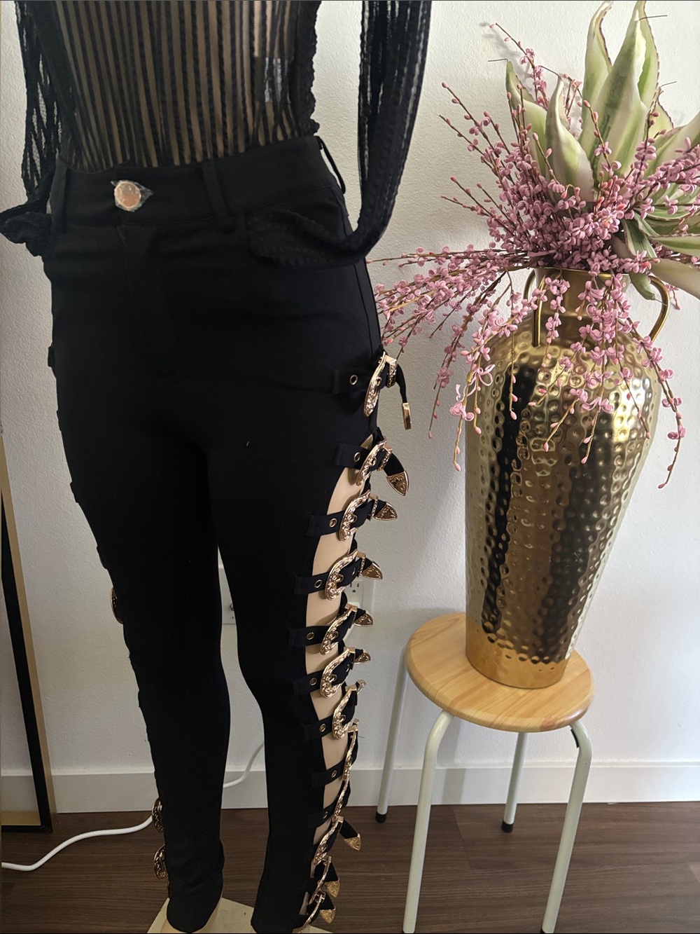 Black High-Waist Side-Clip Detail Pants